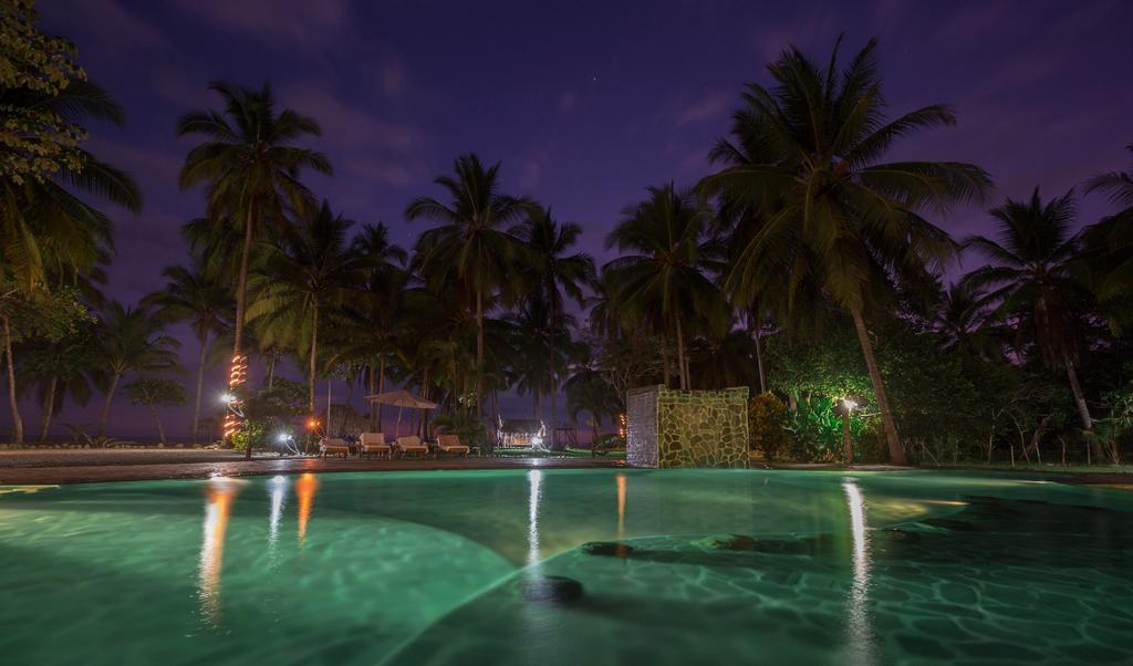 Clandestino Beach Resort Parrita Exterior foto