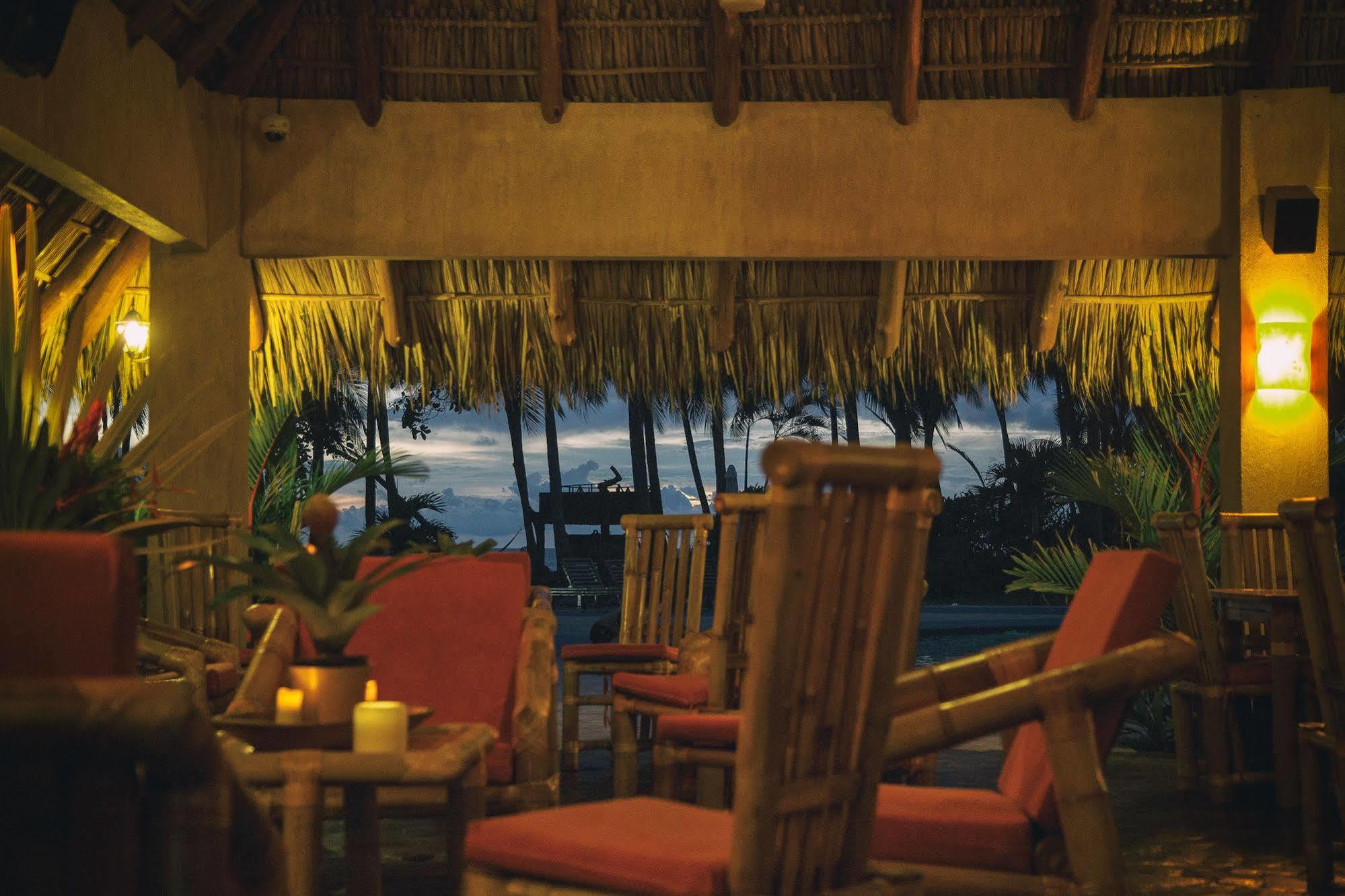 Clandestino Beach Resort Parrita Exterior foto