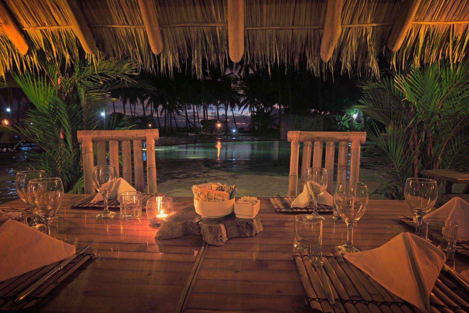 Clandestino Beach Resort Parrita Exterior foto