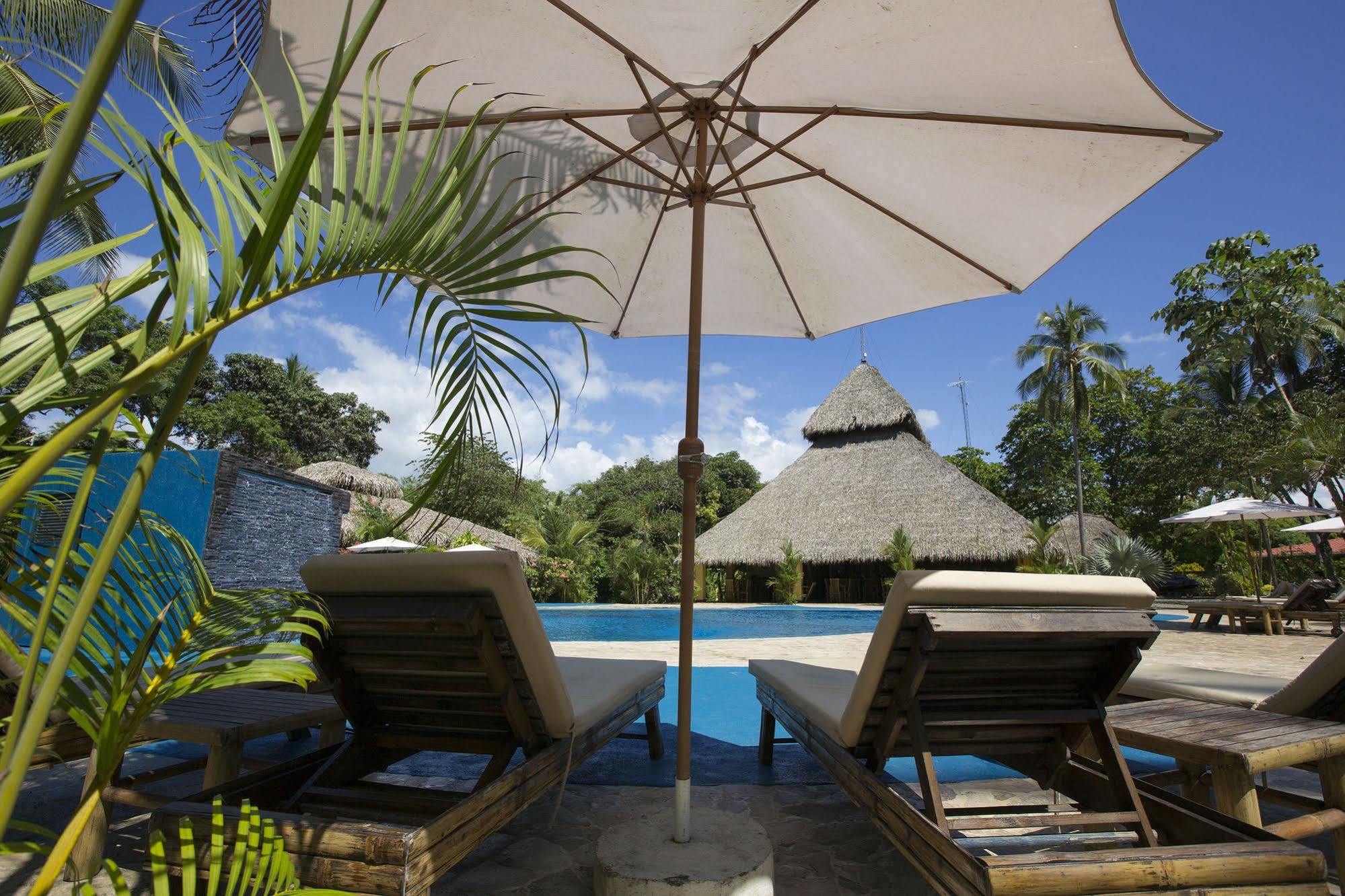 Clandestino Beach Resort Parrita Exterior foto